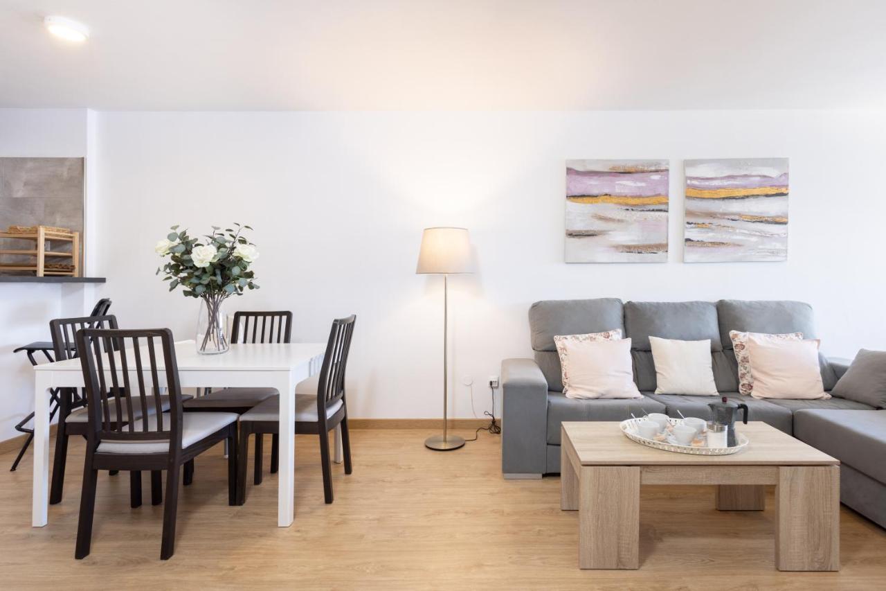 Home2Book Comfy Beachfront Radazul ภายนอก รูปภาพ